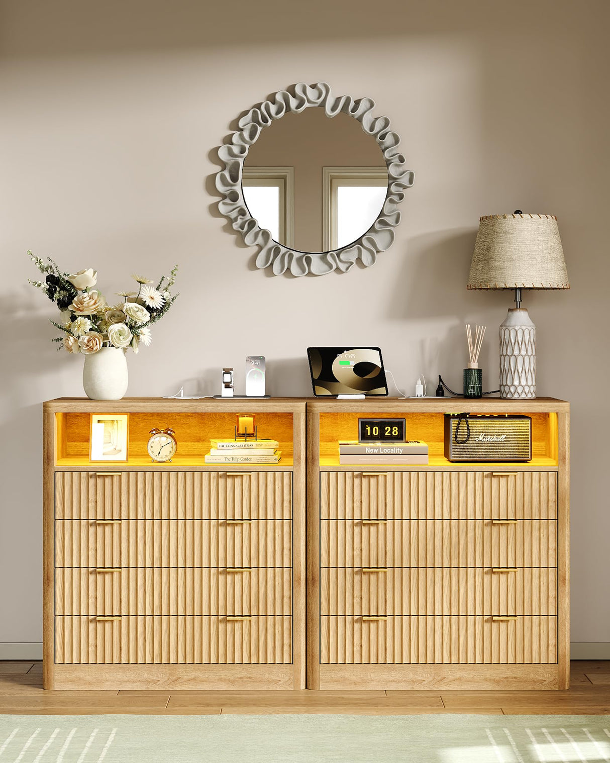 FUSOU Fluted Night Stand for Bedroom, Storage Organizer with 4 Drawers, Chest of Drawers with LED Light & Charging Station, Modern Farmhouse Dresser for Bedroom, Living Room, Hallway, Natural Oak FUSOU