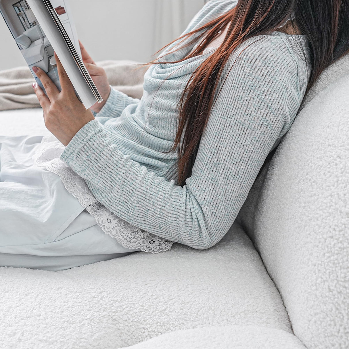 Modern Curved Sofa, 3 Seater, Soft Sherpa Upholstered Sofa, Minimalist Style Comfy Cloud Couch for Living Room Apartment, White LovingAHome