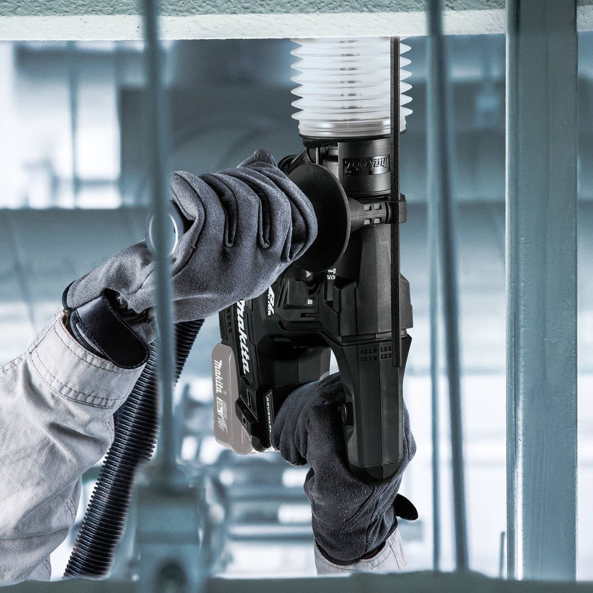 Makita XRH06ZB 18V LXT Lithium-Ion Sub-Compact Brushless Cordless 11/16" Rotary Hammer, Accepts Sds-Plus Bits, Tool Only Makita