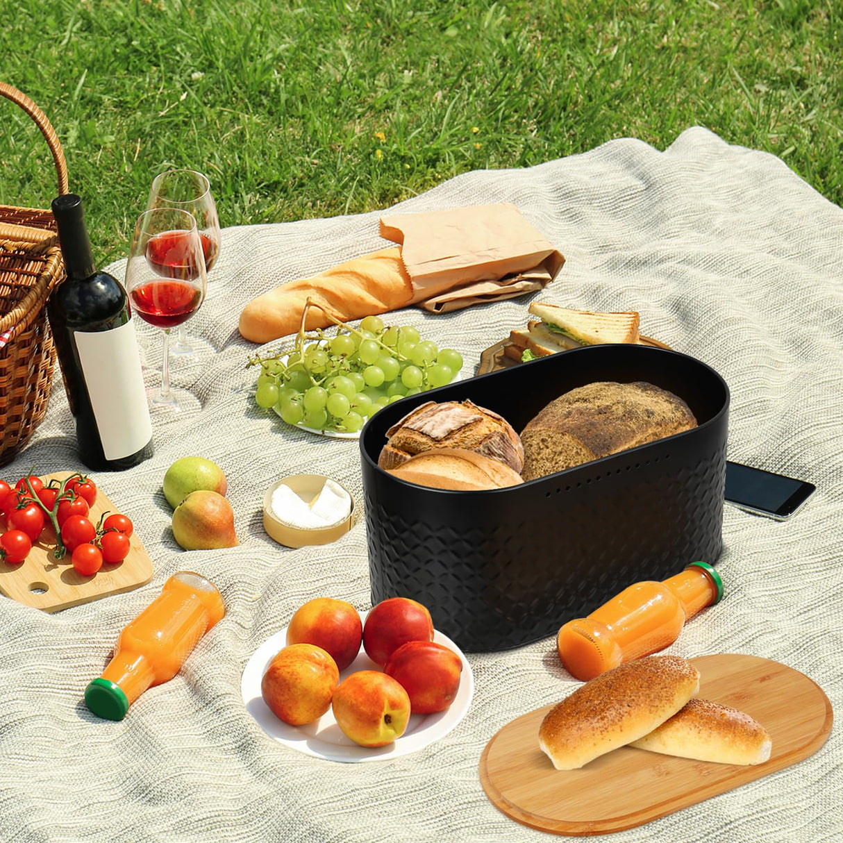 Hossejoy Metal Bread Box with Reversible Bamboo Cutting Lid, Bread Storage Container for Kitchen Countertop, Modern Bread Bin Holder Breadbox (Black) Hossejoy