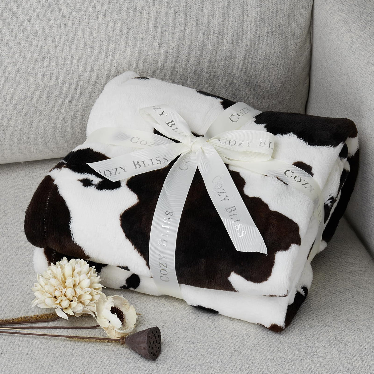 Cozy Bliss Cow Print Throw Blanket Non Shedding MilkyPlush™ Fleece 330GSM Thick Blankets Western Room Decor Super Soft Warm for Adults Kids Girl Gifts Bedroom Couch Sofa Travel Black Brown 50"x60" Cozy Bliss