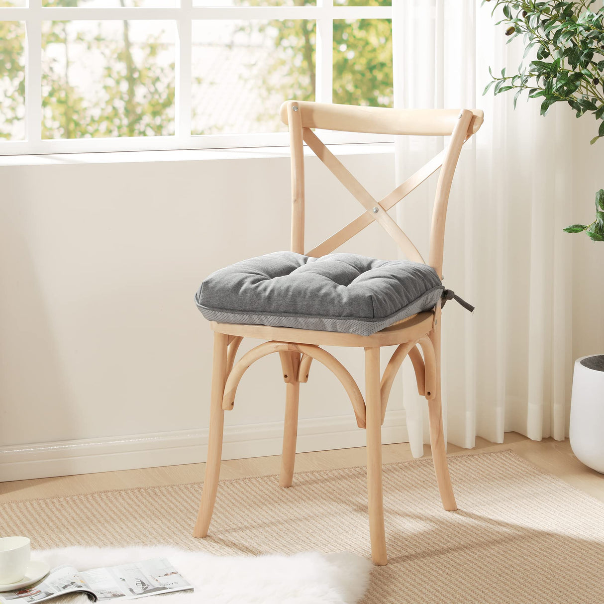 Love's cabin Memory Foam Chair Cushions Set of 4, Outdoor/Indoor Chair Pads for Dining Chairs 4 Pack, Seat Cushions for Kitchen, Dining Room, Office, Patio Chairs, 15.5"x15.5"x3.5" Grey Love's cabin