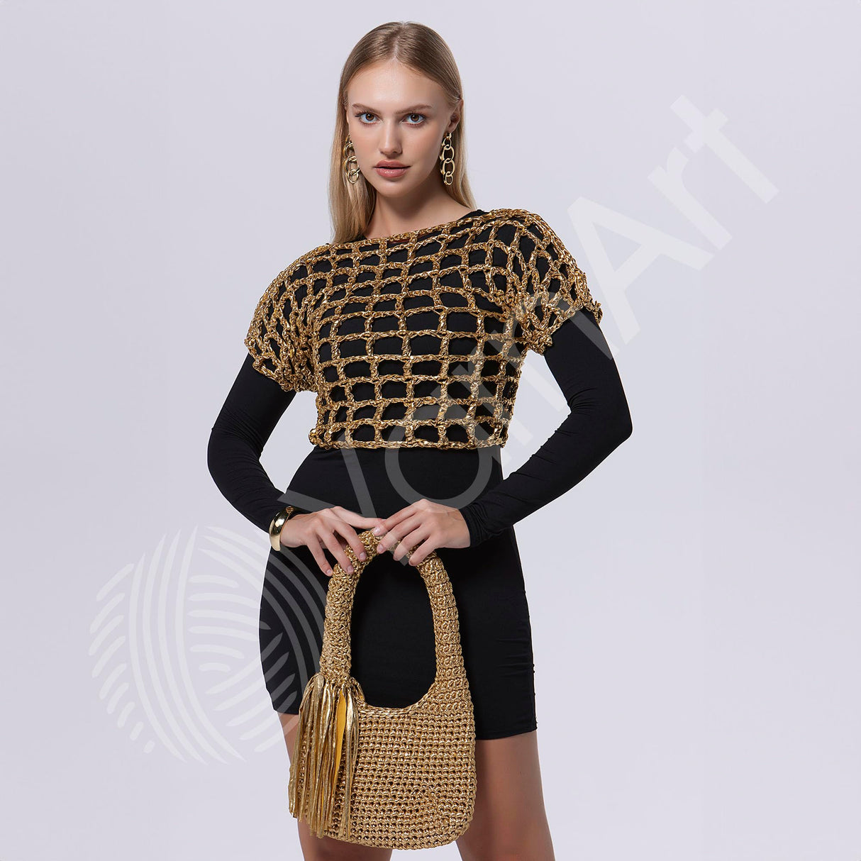 YarnArt Metallic Club Super Bulky T-Shirt Yarn - 100% Polyester, 6.35 oz / 180 gr, 60 yrds / 55 Meters - Shiny Colors for Handbags, Rugs, Chic Night Bags, Crochet (8116) YarnArt