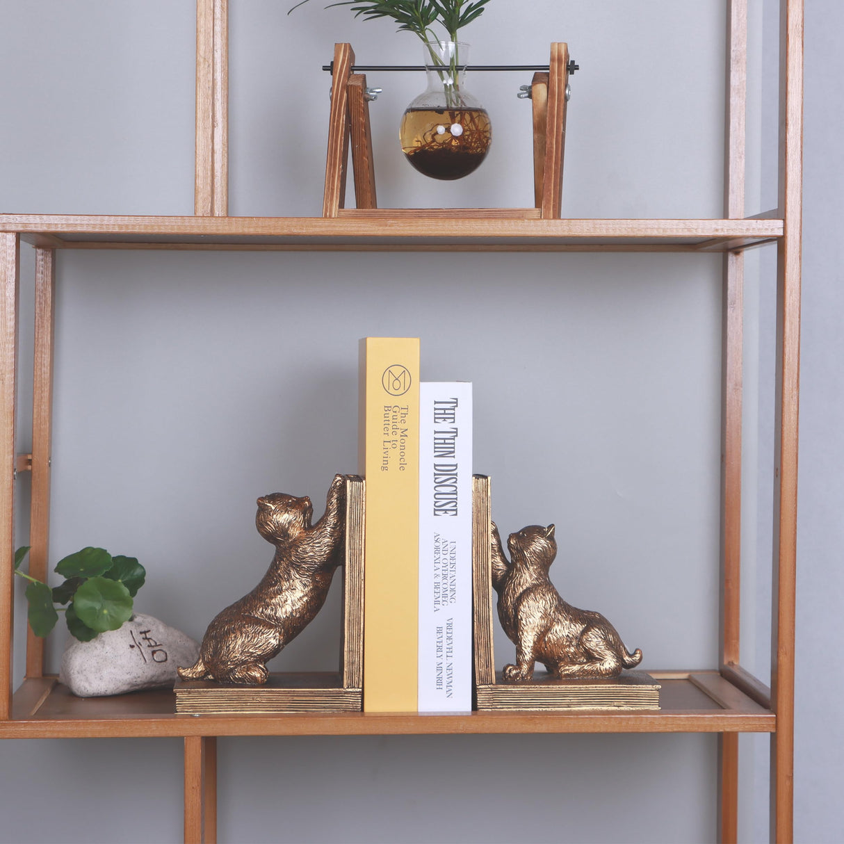 Book Ends for Shelves to Hold Books Heavy Duty,Decorative Bookend for Bookshelf Décor,Cute Animal Cat Book Stopper Cat Statues for Home, Office Desk Decoration,1pair Mervkis