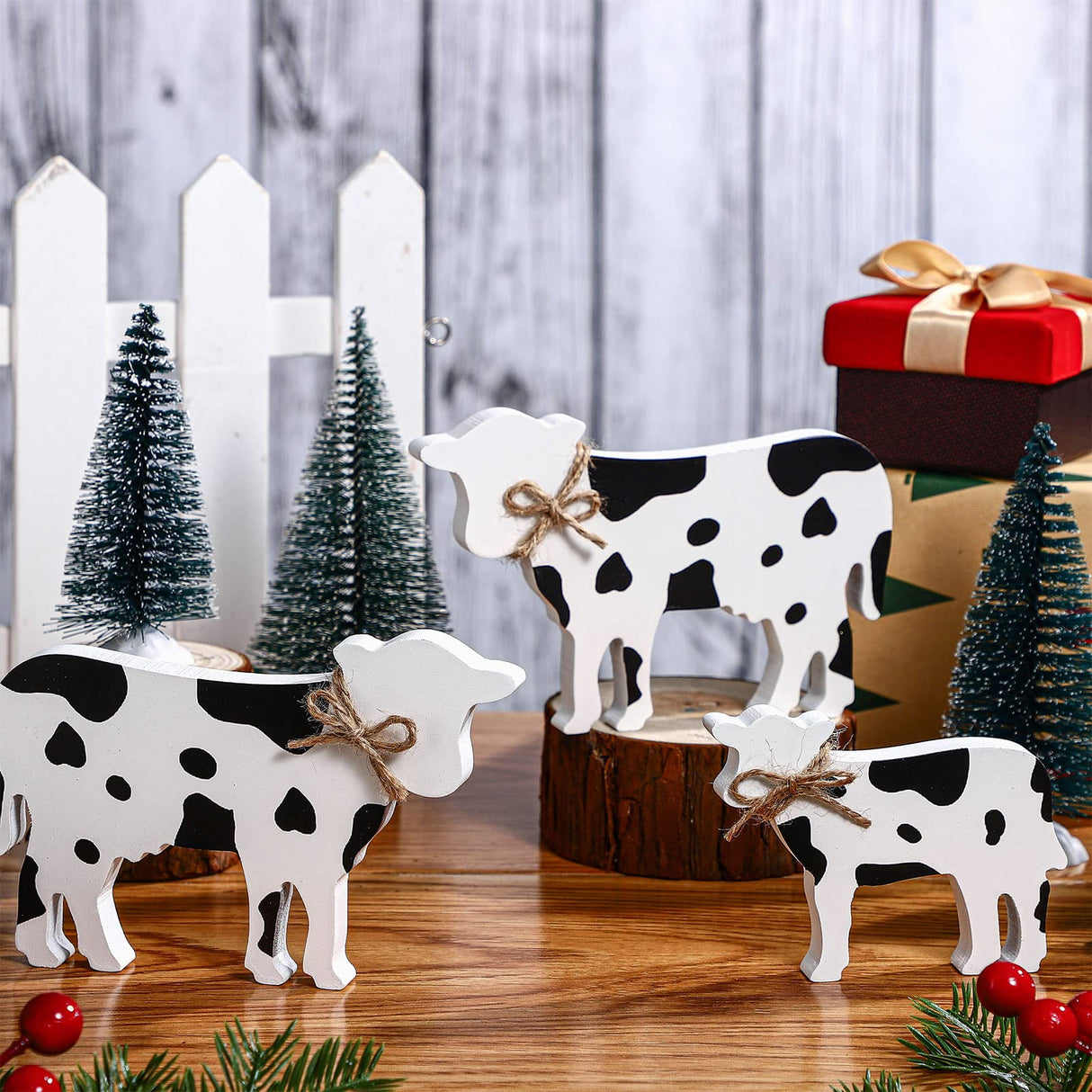 Bucherry 3 Pcs Cow Wooden Table Decor Christmas Tiered Tray Decor Farmhouse Cow Tabletop Rustic Block Centerpiece Cow Table Sign Standing for Home Kitchen Holiday Party Decor(Classic Style) Bucherry