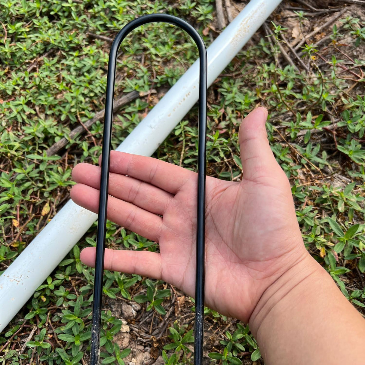 Heavy Duty Trampoline Anchors High Wind U-Shaped Sharp Ends Ground Anchor Galvanized Steel 11.8inch Safety Stakes for Soccer, Tents and Garden Decorations (Black 8pcs) Zaijmlwwn