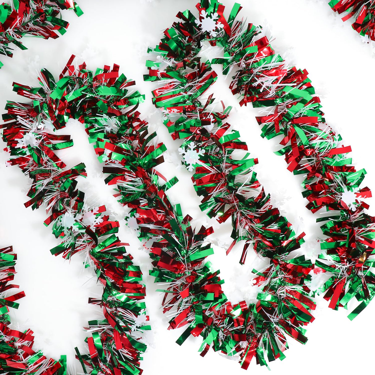 50 Feet Green Red Christmas Metallic Tinsel Twist Hanging Garland with Snowflake for Home Mantle Xmas Tree Staircase Railing New Year Holiday Party Indoor Outdoor Decorations CUADRNX
