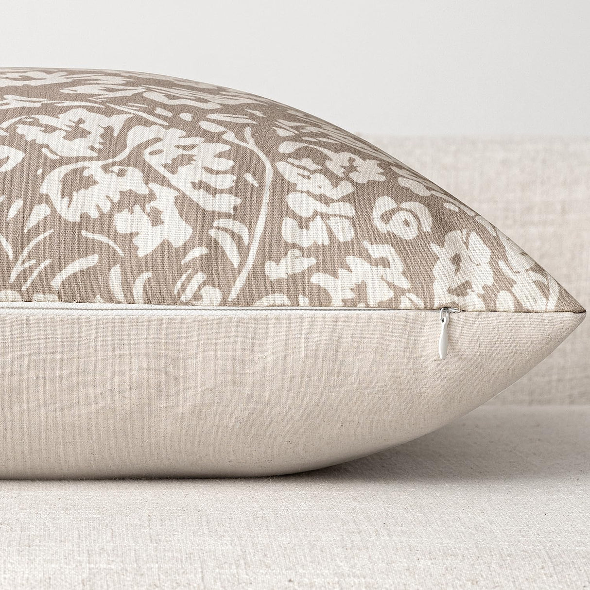 MIULEE Floral Pillow Covers Decorative Throw Pillow Covers 18x18 Pack of 2 Modern Linen Cushion Covers Farmhouse Neutral Pillow Covers for Living Room Sofa Bed,Cream Oatmea MIULEE