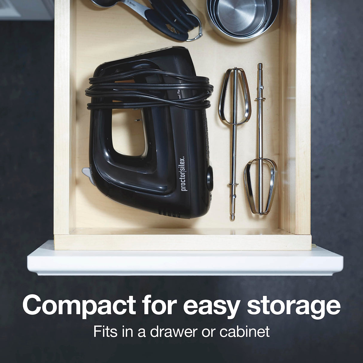 Proctor Silex Easy Mix 5-Speed Electric Hand Mixer with Bowl Rest, Compact and Lightweight, 100 Watts of Peak Power, Black (62511) Proctor Silex