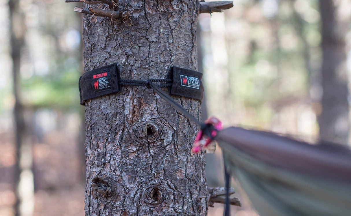 Grand Trunk Tree Slings Camping Hammock Hanging Kit - Quick and Easy Set-Up with Pre-Knotted Straps and Tree-Friendly Trunk Sleeves - Perfect for Backpacking, Hiking or Just Relaxing in The Backyard GRAND TRUNK