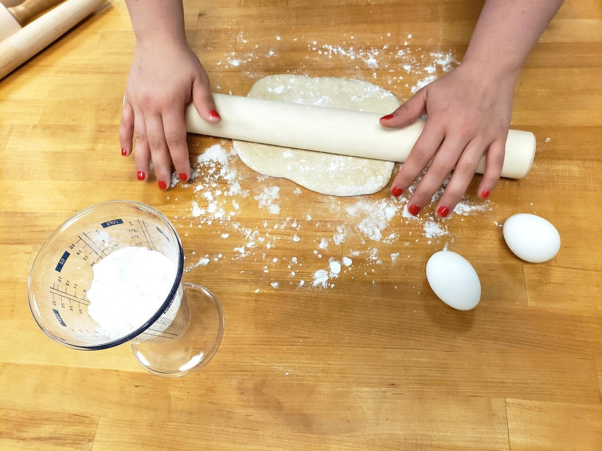 Frieling Crafted In The USA Maple Rolling Pin - Classic Baker Straight - 2-Inch By 18.5-Inch - Rolling Pin Baking - Precision Rolling Pin - Pin Roller - Wooden Straight Rolling Pin - Dough Roller Frieling