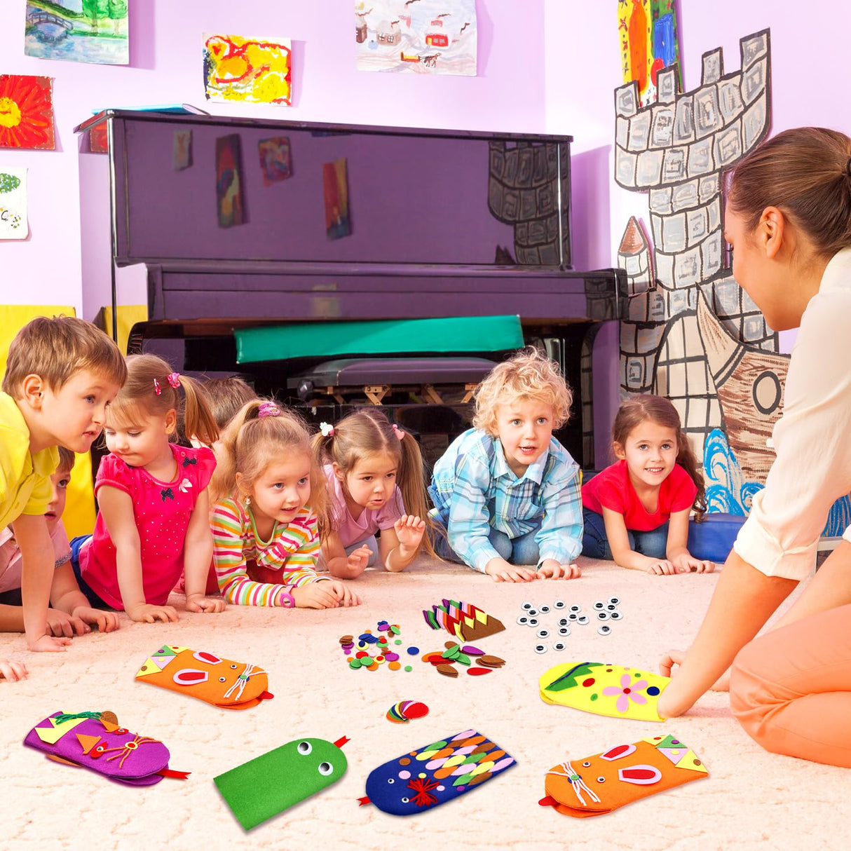 Liliful 32 Pcs Hand Puppet Making Kit Felt Arts and Crafts Sock Puppet Toys Creative DIY Make Your Personal Puppets Kits Eyes Felt Accessories Storytelling Role Play Party Supplies Liliful