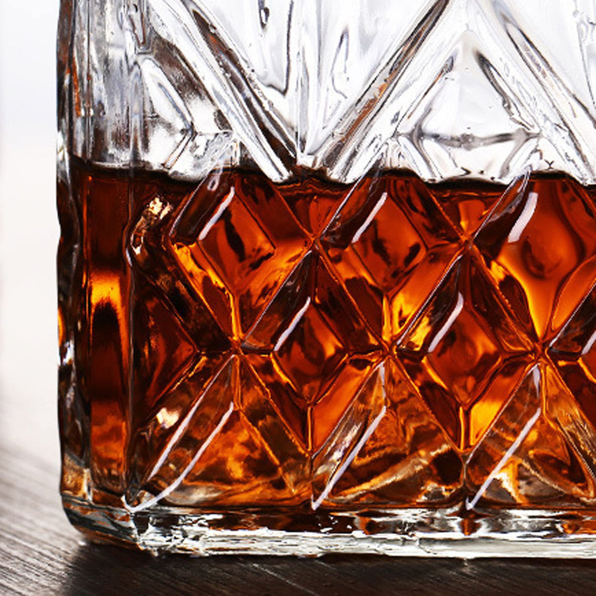 1PCS 33.8 oz Diamond Decanter Whiskey Decanter Crystal Whiskey Bottle – For Whiskey, Bourbon, Scotch and Spirits XXYXXY