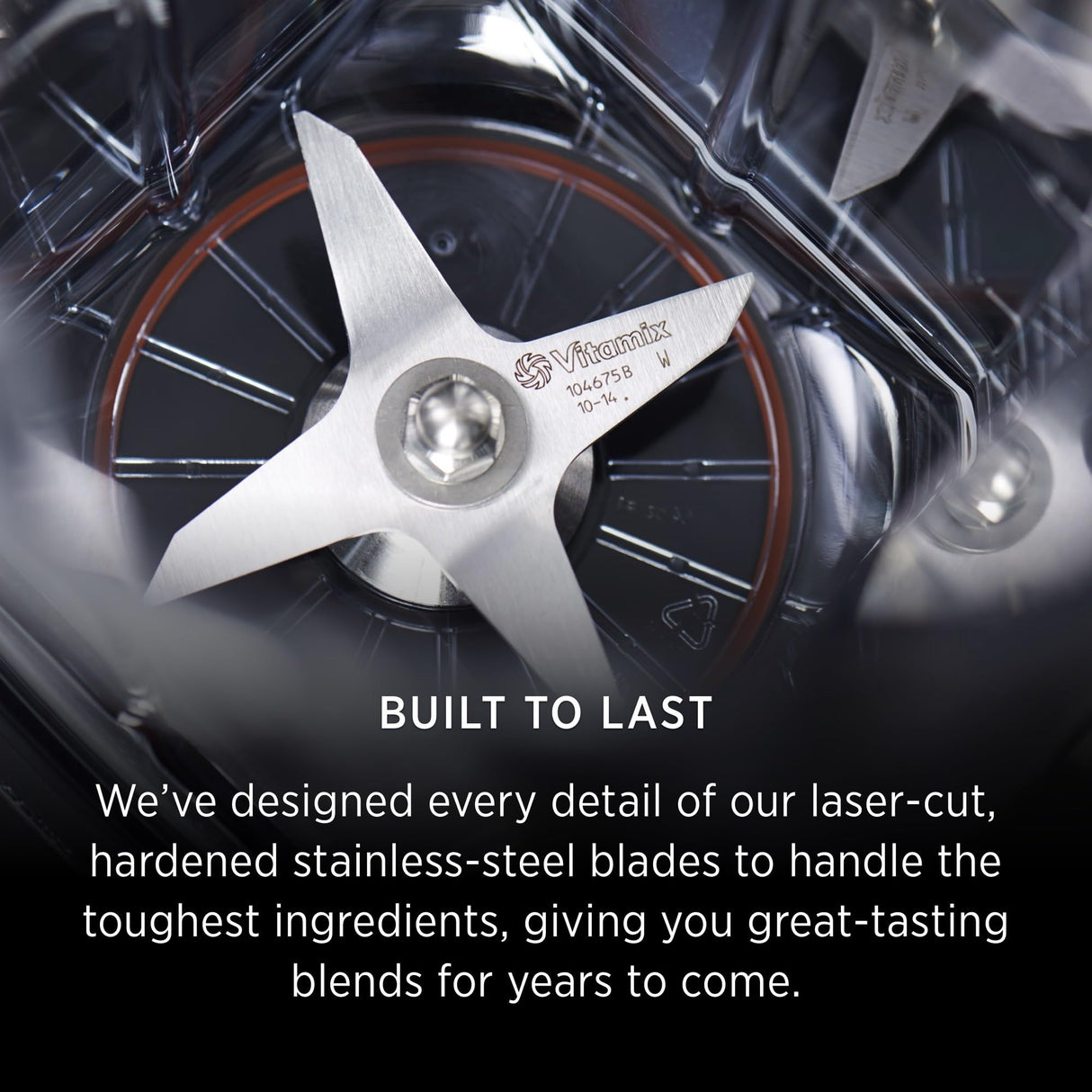 Vitamix, White 5200 Blender, Professional-Grade, 64 oz. Container, Self-Cleaning, 64 fl oz Vitamix