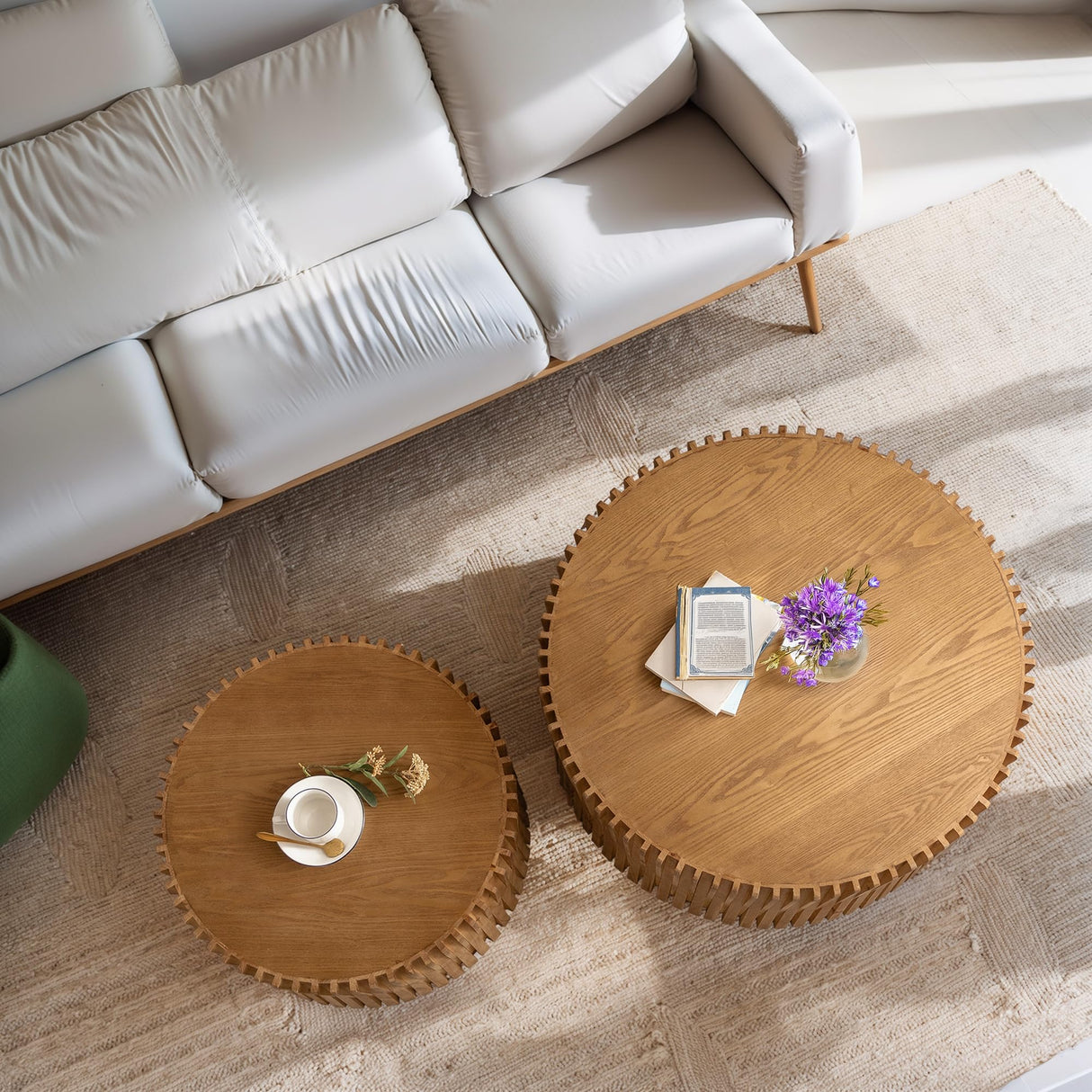 KIGFTSOD Vintage Modern Nesting Coffee Table Set of 2, Round Wooden Table Accent End Table Cylindrical Set with Vertical Textured Embossed Design for Living Room, Apartment (Natural) KIGFTSOD