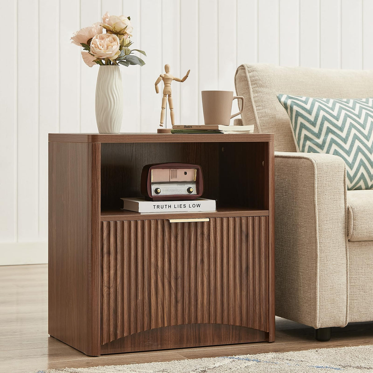 Evermagin Fluted Nightstand Set of 2, Walnut Bedside Table with Drawer and Storage, Wood Night Stand Mid Century Modern, Large End Table for Bedroom Evermagin