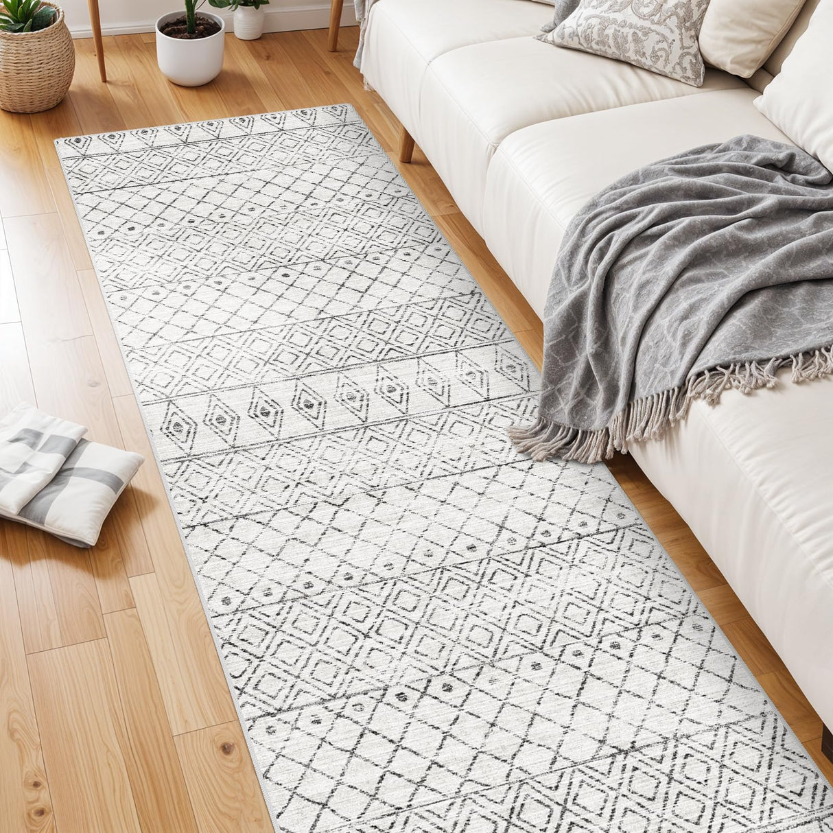BYYVOO Hallway Runner Rug Washable 2'6"x8': Moroccan Non Slip Runner Rugs Soft Indoor Floor Carpet Low Pile Mat with Rubber Backing for Living Room Kitchen Bedroom 2'6"x8' Geo Grey BYYVOO