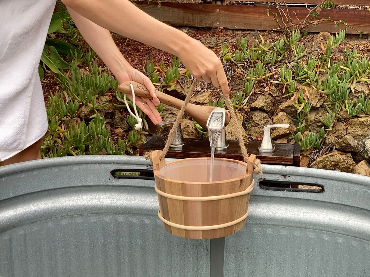 HSE Cedar Sauna Bucket & Ladle (4L, Red Cedar) Home Sauna Experience