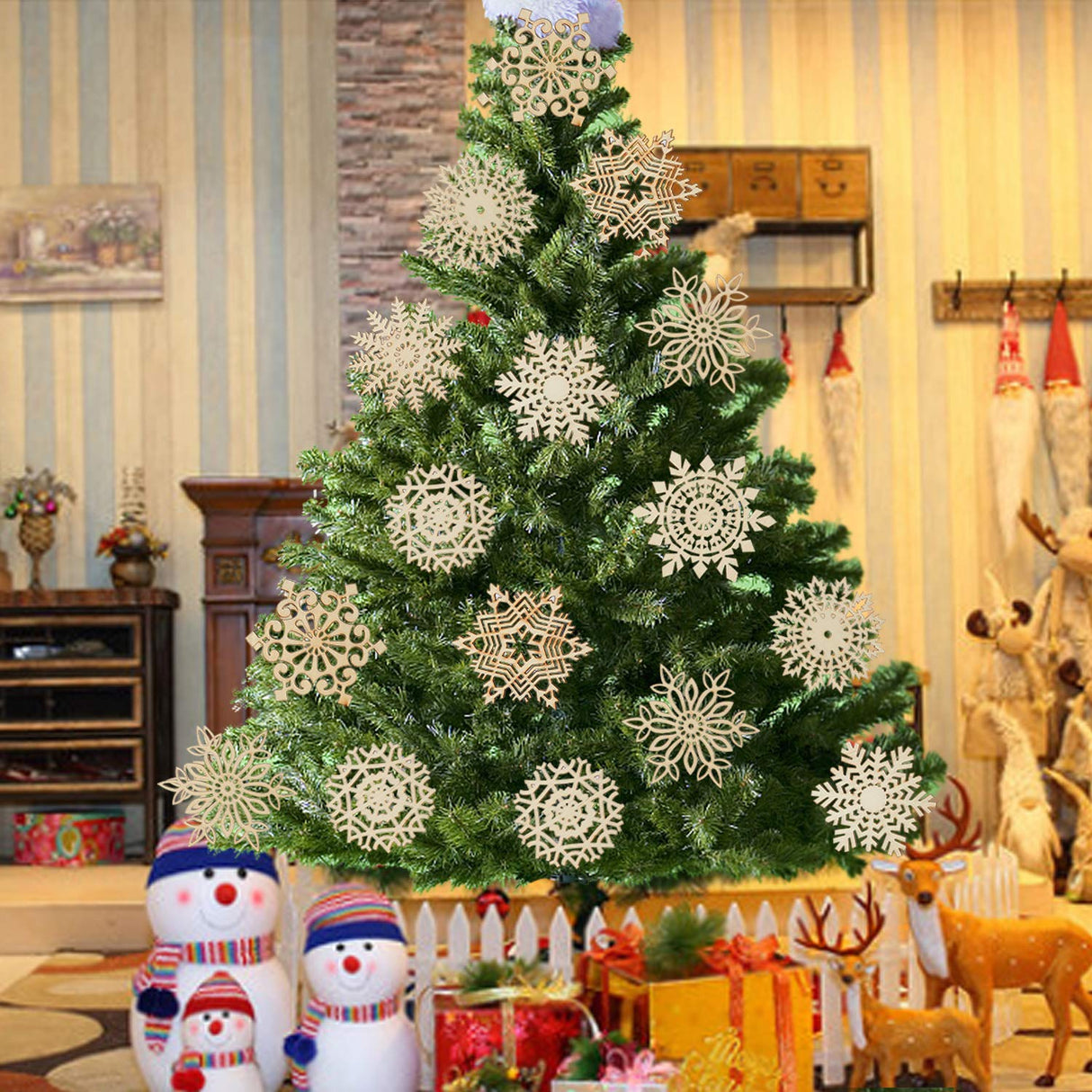 N&T NIETING 27pcs Wooden Snowflakes Shaped Embellishments Hanging Ornaments for Christmas Decoration N&T NIETING