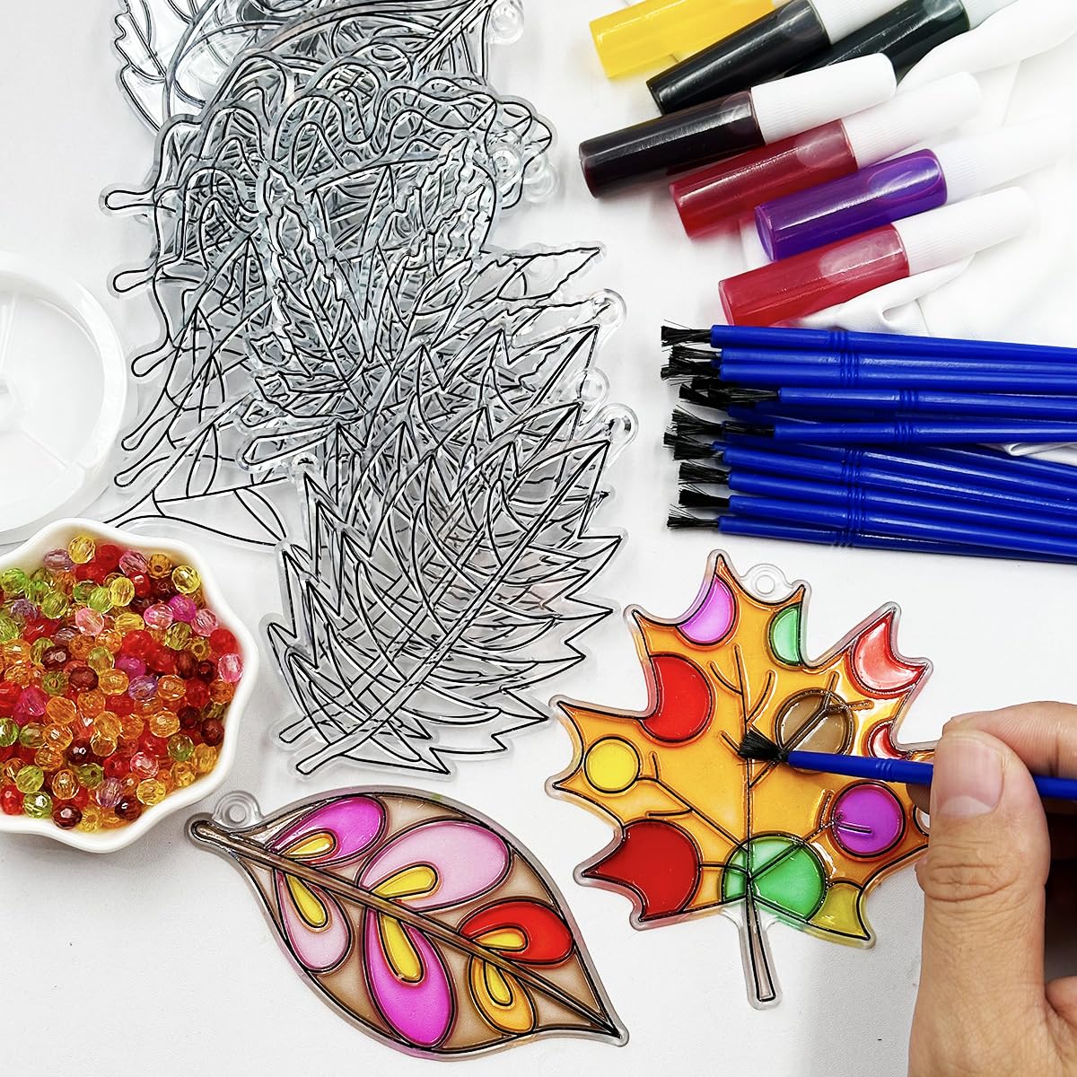 Suncatcher Kit 32 Sets Fall Leaf Suncatchers Window Art Paint Sun Catcher DIY Craft Kits Autumn Maple Leaf Sun Catchers Bulk for Classroom Thanksgiving Harvest Party Art Project Decoration AUEKIV