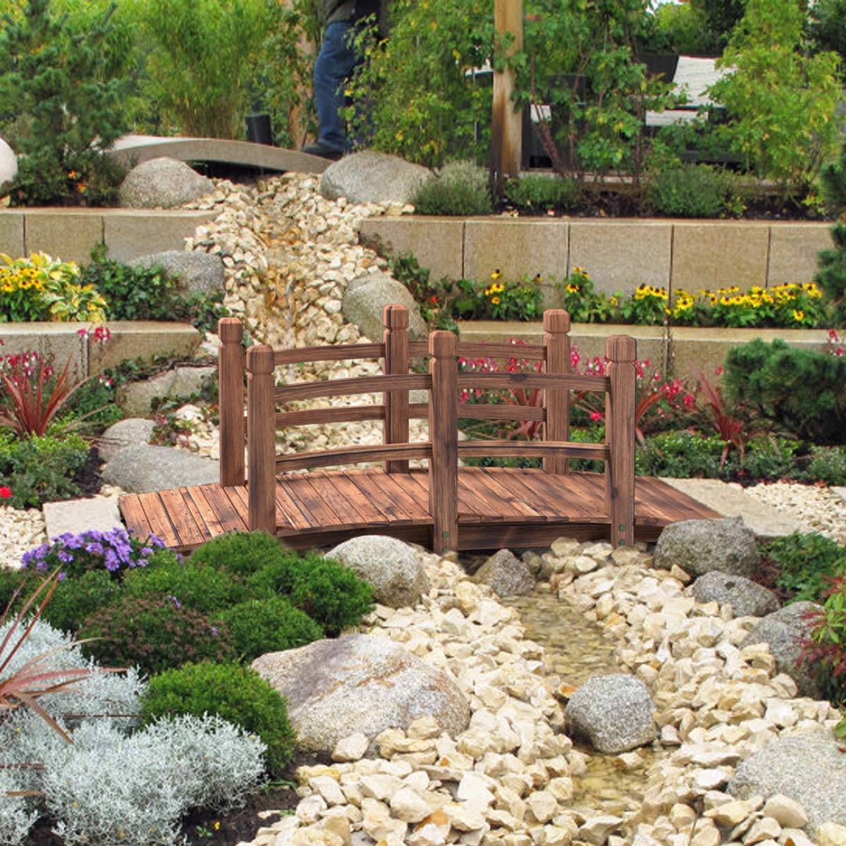 Giantex 5 FT Wooden Garden Bridge, Stained Wood Arc Footbridge with Railings, 400 lbs Capacity, Decorative Pond Bridge for Outdoor Garden Yard Backyard Creek Farm (Brown) Giantex