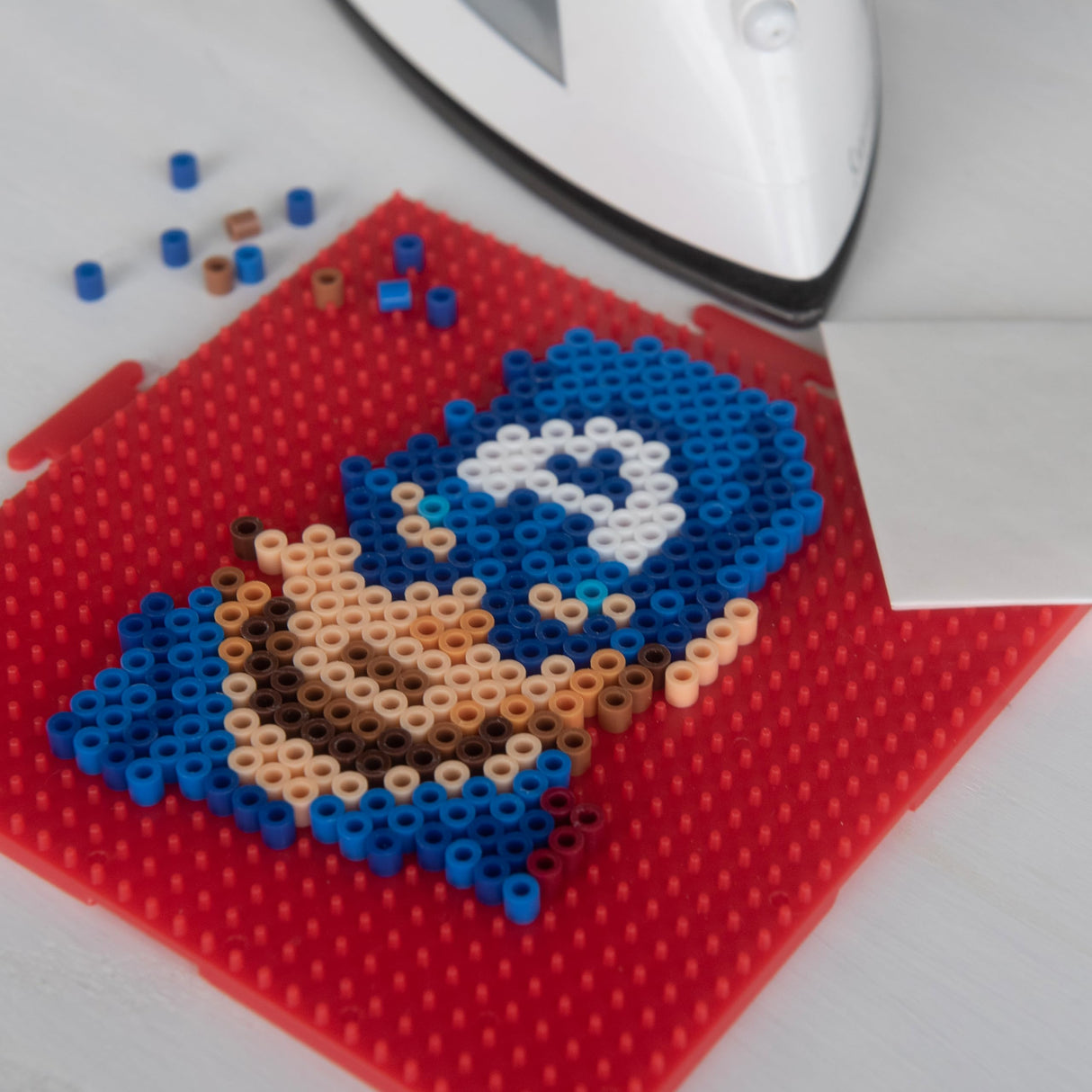 Perler PER8054346 Marvel Avengers Fuse Bead Kit, 4503pc, 10 Patterns, Multicolor, Small Perler