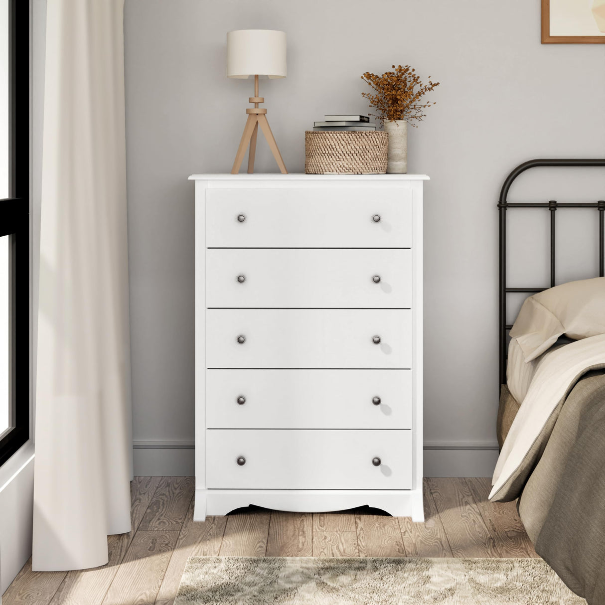 Prepac Sonoma Superior 5-Drawer Chest for Bedroom - Spacious and Stylish Chest of Drawers, Measuring 17.75"D x 31.5"W x 44.75"H, In White Finish Prepac
