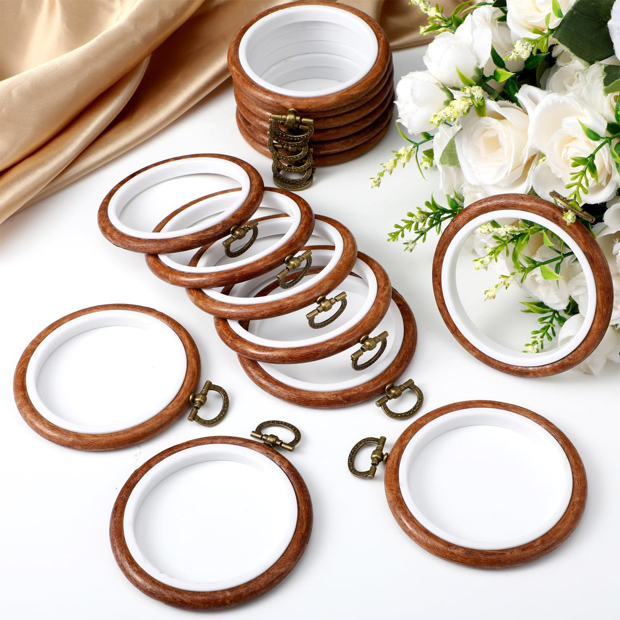 Burbell 15 Pcs Spring Round Embroidery Hoops Frame Circle Rubber Hoops Ring Display Cross Stitch Ornament Imitated Wood Frame Kits for Christmas in July Craft Sewing DIY Hanging Gifts(3 Inch) Burbell