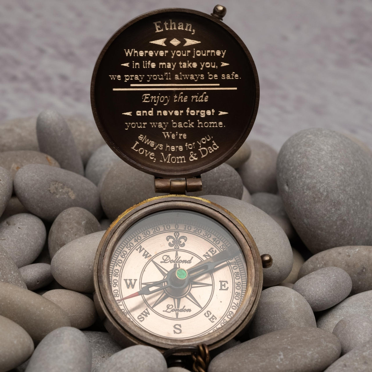 SFdizayn Personalized Compass Gift for Men - Custom Engraved Working Brass Pocket Compass - Customized Anniversary Gifts for Him, Husband, Boyfriend & Dad - Engravable, Functional and Handmade SFdizayn