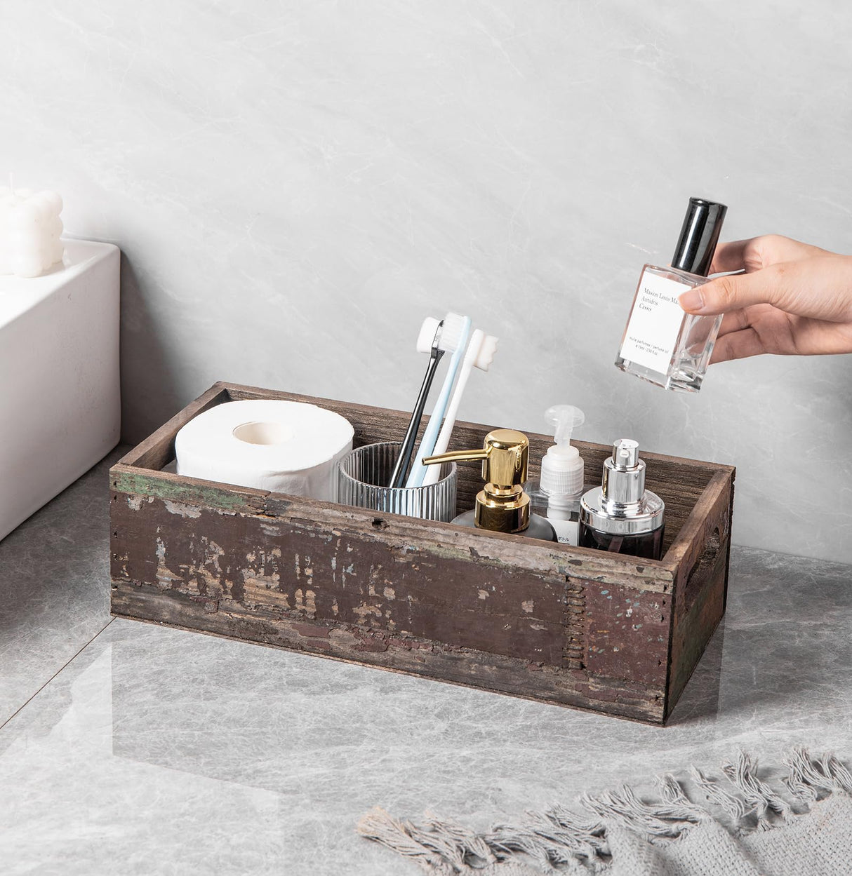 TIMRIS Farmhouse Distressed Wooden Storage Box, Rustic Bathroom Decor Box, Decorative Toilet Tank Basket Nice Butt, Solid Reclaimed Wood Organizer Box with Handles (Random) TIMRIS