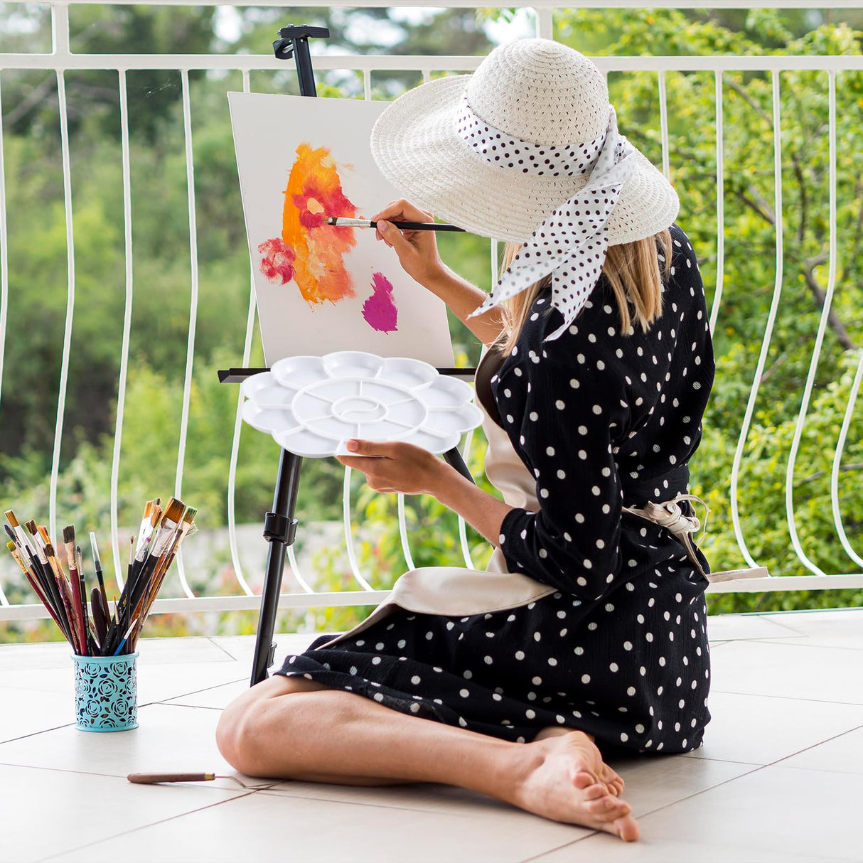 2pcs Watercolor Palette Plastic 18-Well Paint Tray Palette Flower White Painting Tray for Watercolor Create DIY Craft Professional Art Painting Acrylic Paintings Gouache Xthrotsenk