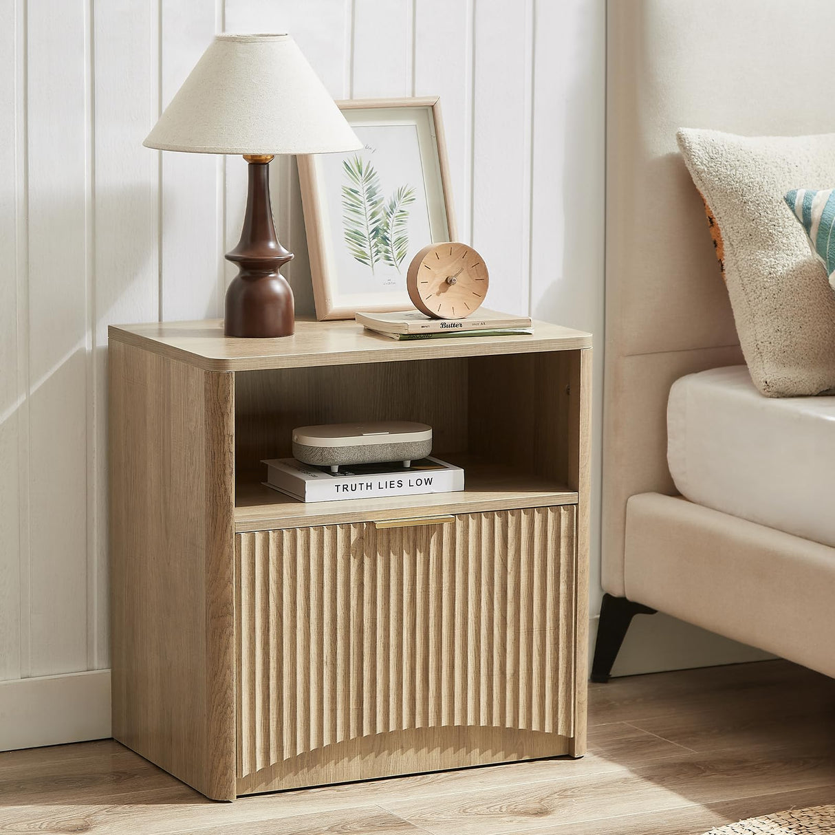 Evermagin Fluted Nightstand Set of 2, Natural Oak Bedside Table with Drawer and Storage, Wood Night Stand Mid Century Modern, Large End Table for Bedroom Evermagin