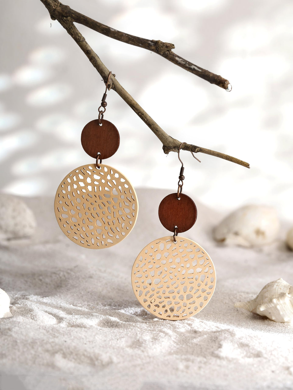MINACHI Bohemian Natural Wood Cut-Out Disc Dangle Drop Earrings, Boho Chic Hippie Jewelry Gift for Women MINACHI