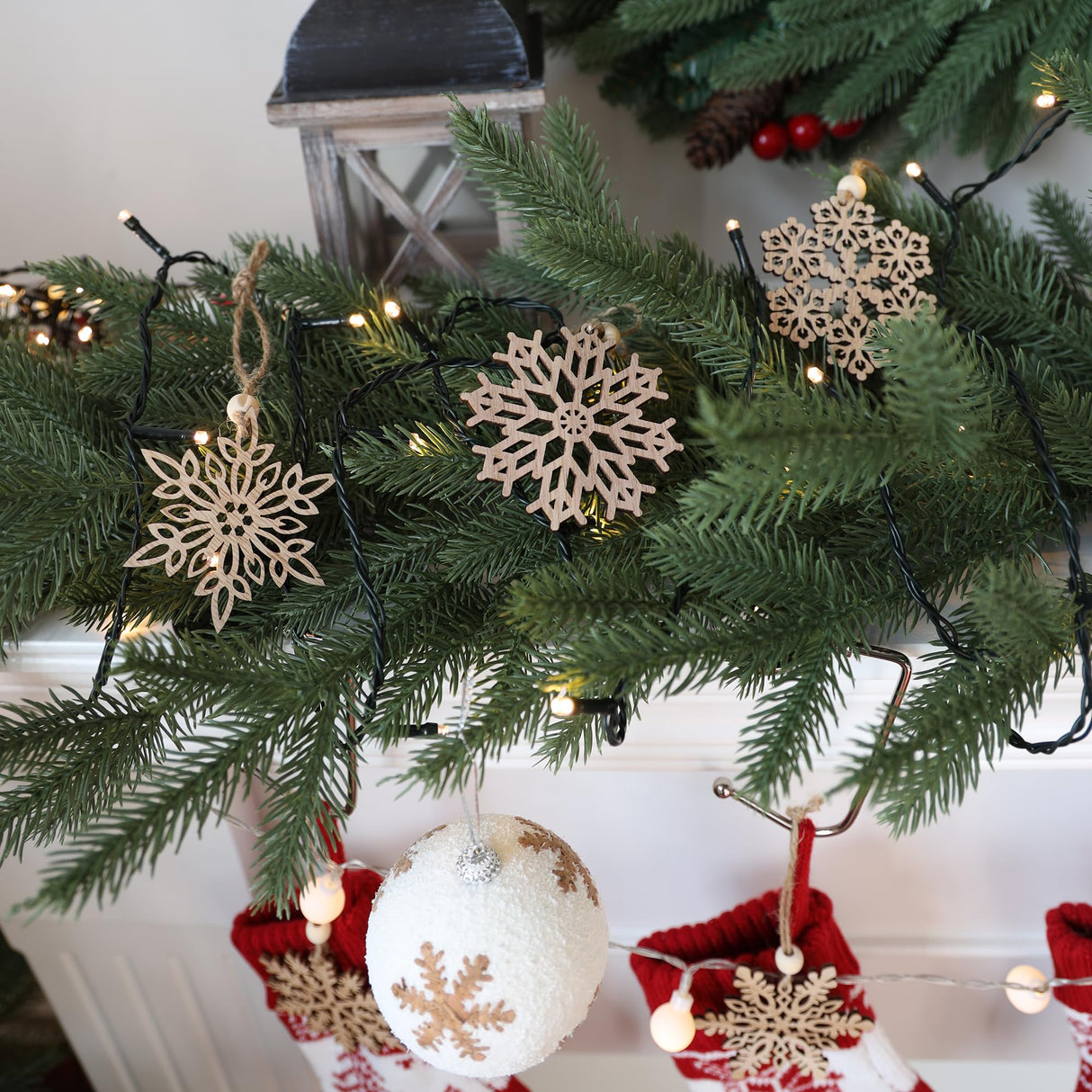 24 Pieces Wooden Christmas Snowflakes Ornaments 3inch Snow Flake Hanging Ornament for Rustic Christmas Tree Decoration Holiady Gift Crafts HUADODO