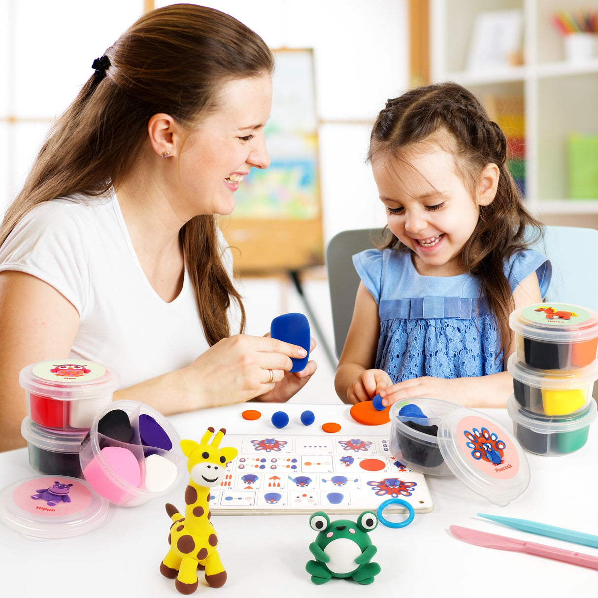 Air Dry Clay Kit for Kids, 12 Animals Modeling Clay with Tutorial Cards & Video, 8 Sculpting Tools, Ultra Light, Safe & Non-Toxic, DIY Art and Crafts Gifts for Boys Girls Helsort