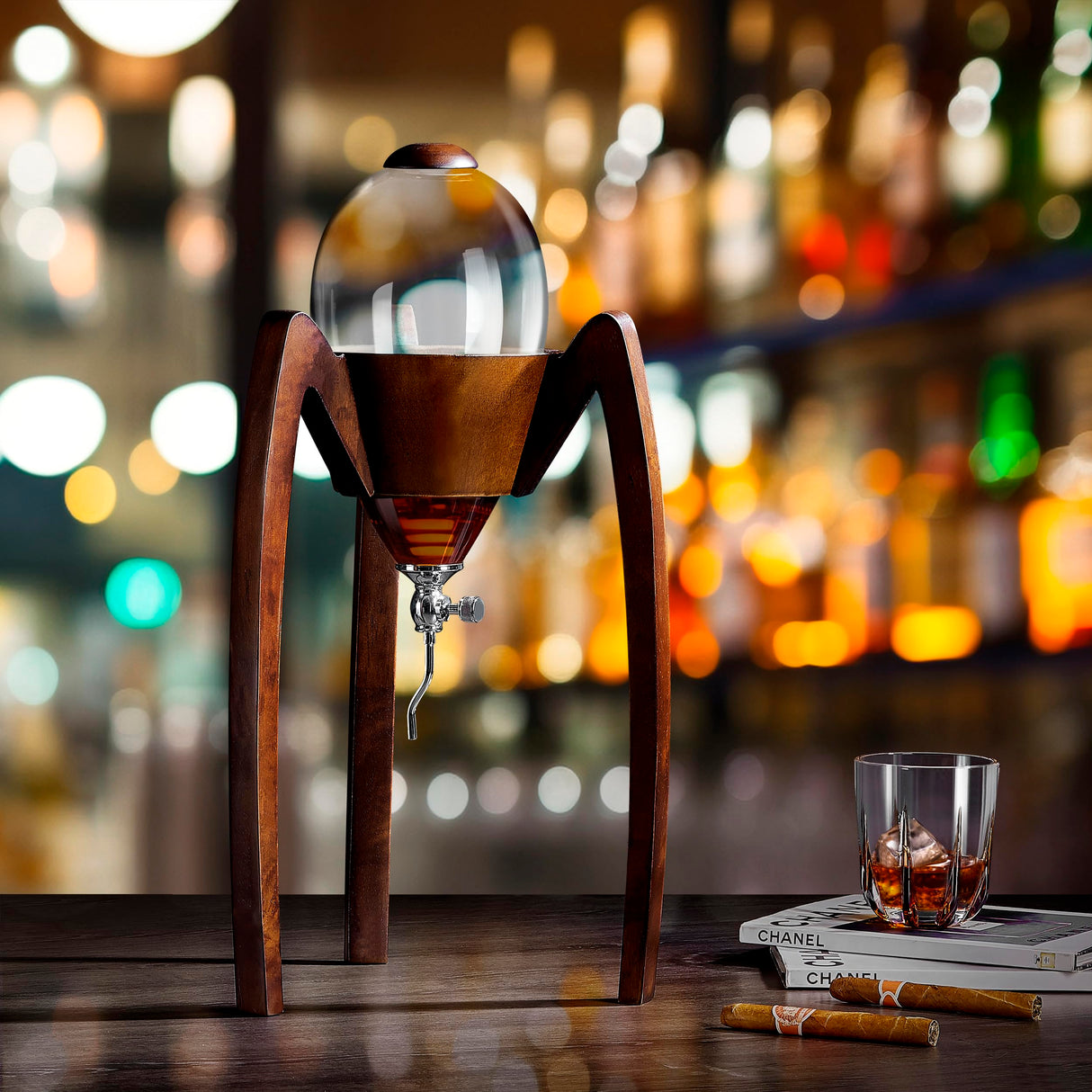 Woodronic Decanter Set for Men with 12.5 oz Whiskey Glasses, 68 oz Crystal Glass Liquor Decanter with Solid Wood Stand and Lid for Bourbon Vodka, Birthday or Valentine's Day Gift for Him Woodronic