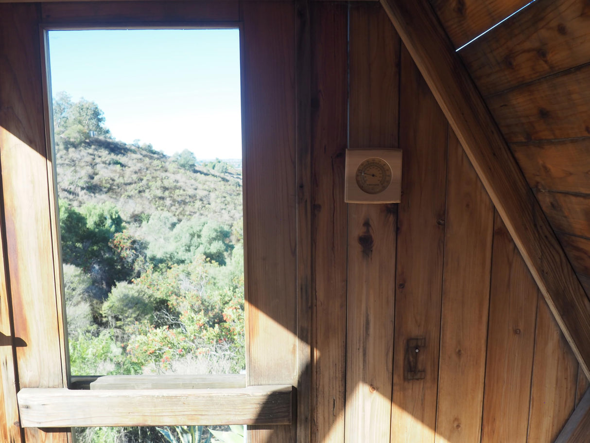 HSE Cedar Sauna Thermometer - Mechanical Thermometer with Minimalist Design and Glass Dials Home Sauna Experience