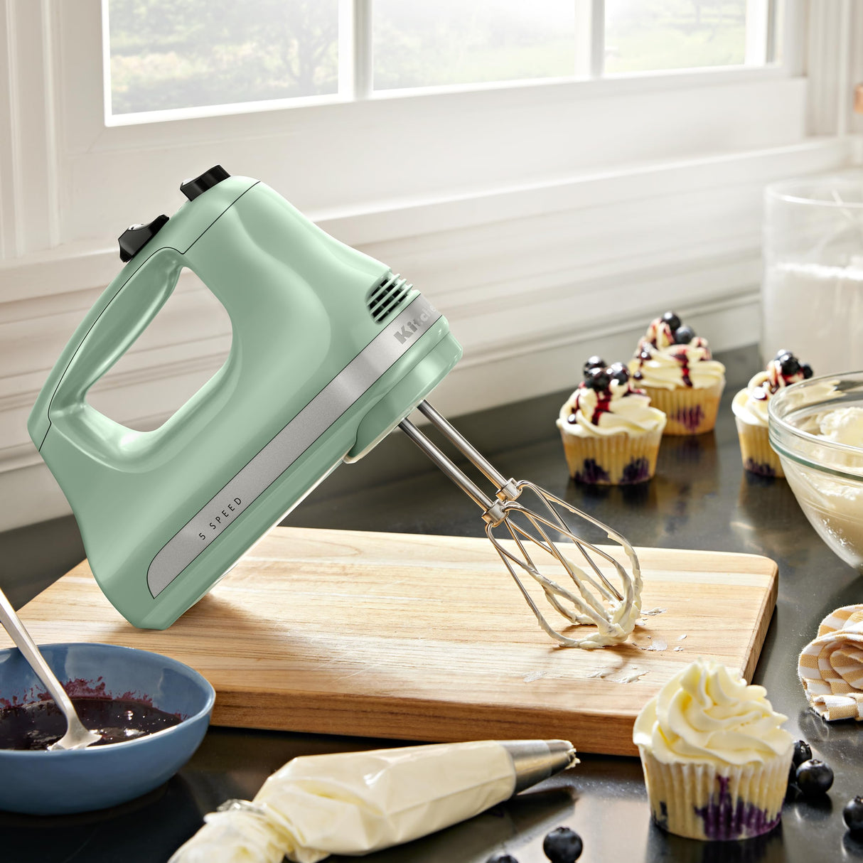 KitchenAid 5-Speed Ultra Power Hand Mixer - KHM512, Pistachio KitchenAid