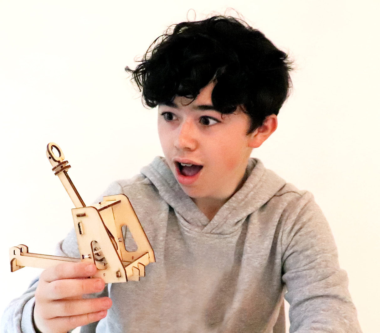 Wooden Catapult Kit - Medieval Toy Catapult Wood - STEM Catapult kit – snap Together Desk Sized Catapult Toy – boy Toys – Science kit – STEM Toys – Educational Toy - Birthday Gift ABONG