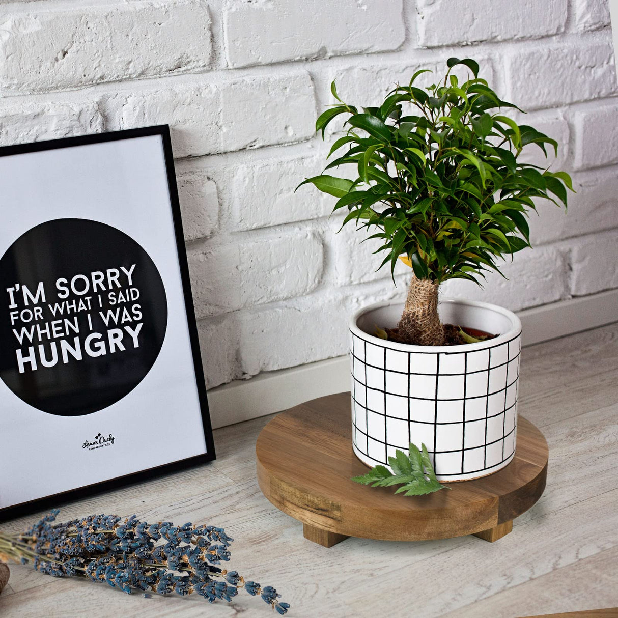 Mavurve Wood Riser 2Pcs 7-9 Inch Wood Pedestal Stand Round,Wood Risers for Decor Farmhouse,Natural Acacia Wood Stand for Display Wooden Risers for Kitchen/Bathroom Counter/Plant Stand Mavurve