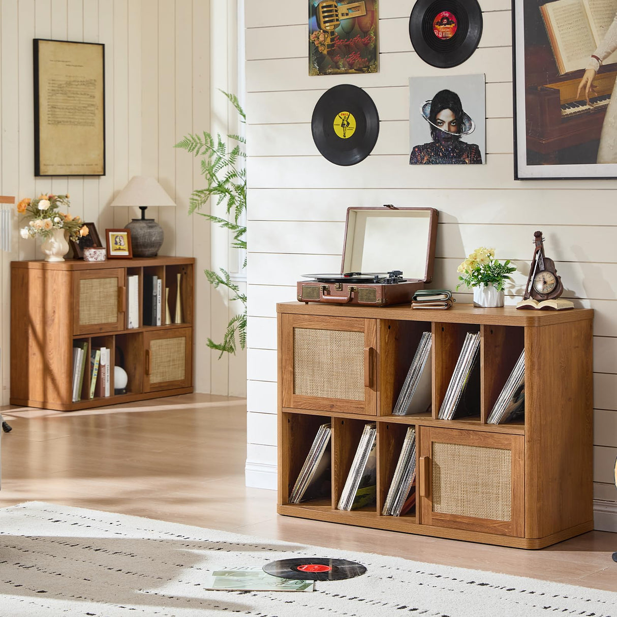 LEYAOYAO Large Record Player Stand with Vinyl Storage Up to 450 Albums, Wood Rattan Boho Record Storage Accent Cabinet, Modern Stereo Media Cabinets, Wide Turntable Stand for Living Room, Tea Brown LEYAOYAO