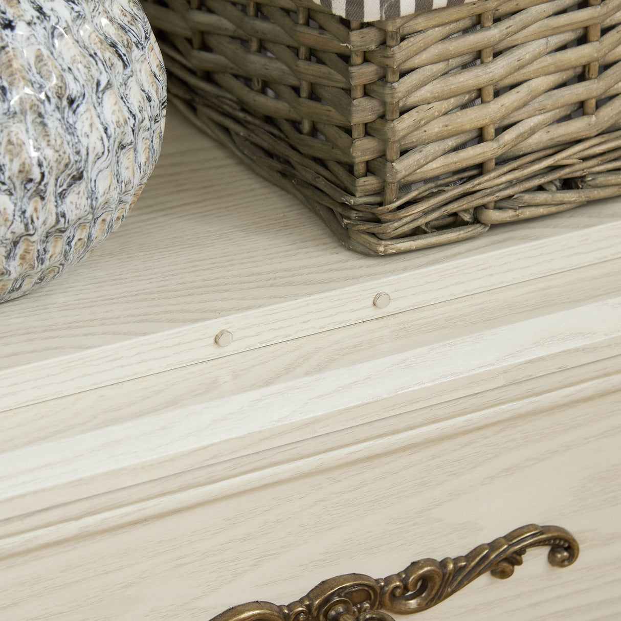 Eyisean Glass Display Cabinet, 52" H Curio Cabinet with Adjustable Shelves and Mirrored Back Panel, China Cabinet with Light Bulb inclued, Rack for Living Room Storage (White) Eyisean