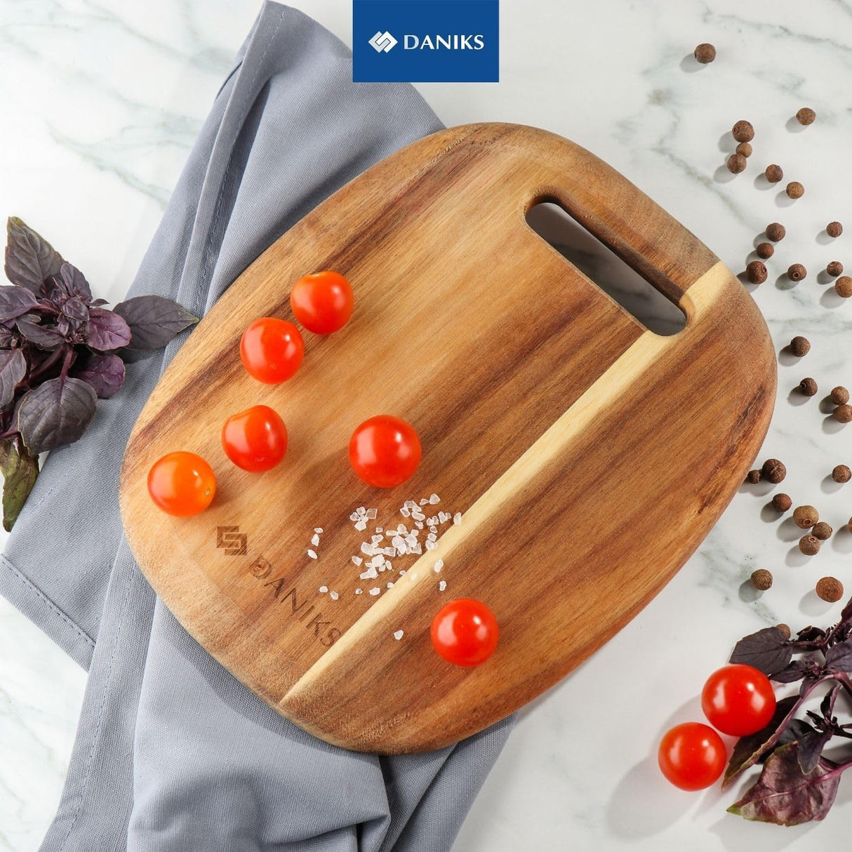 Daniks Acacia Wooden Cutting Board | 9.5x8" | Wood Board Serving Tray | Charcuterie Board | Chopping Boards for Bread, Meat, Fruit, Cheese | Carving Board Daniks