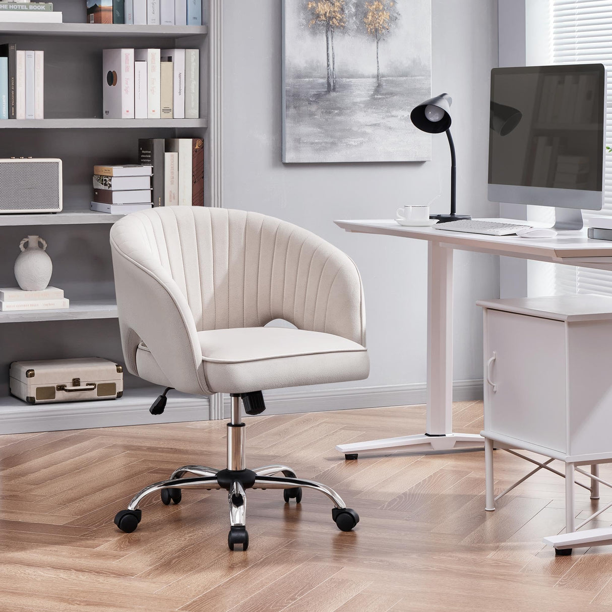 Yaheetech Cute Desk Chair Velvet Vanity Chair with Wheels Home Office Upholstered Modern Swivel Armchair with Tufted Barrel Back for Study, Vanity, Bedroom Cream Yaheetech