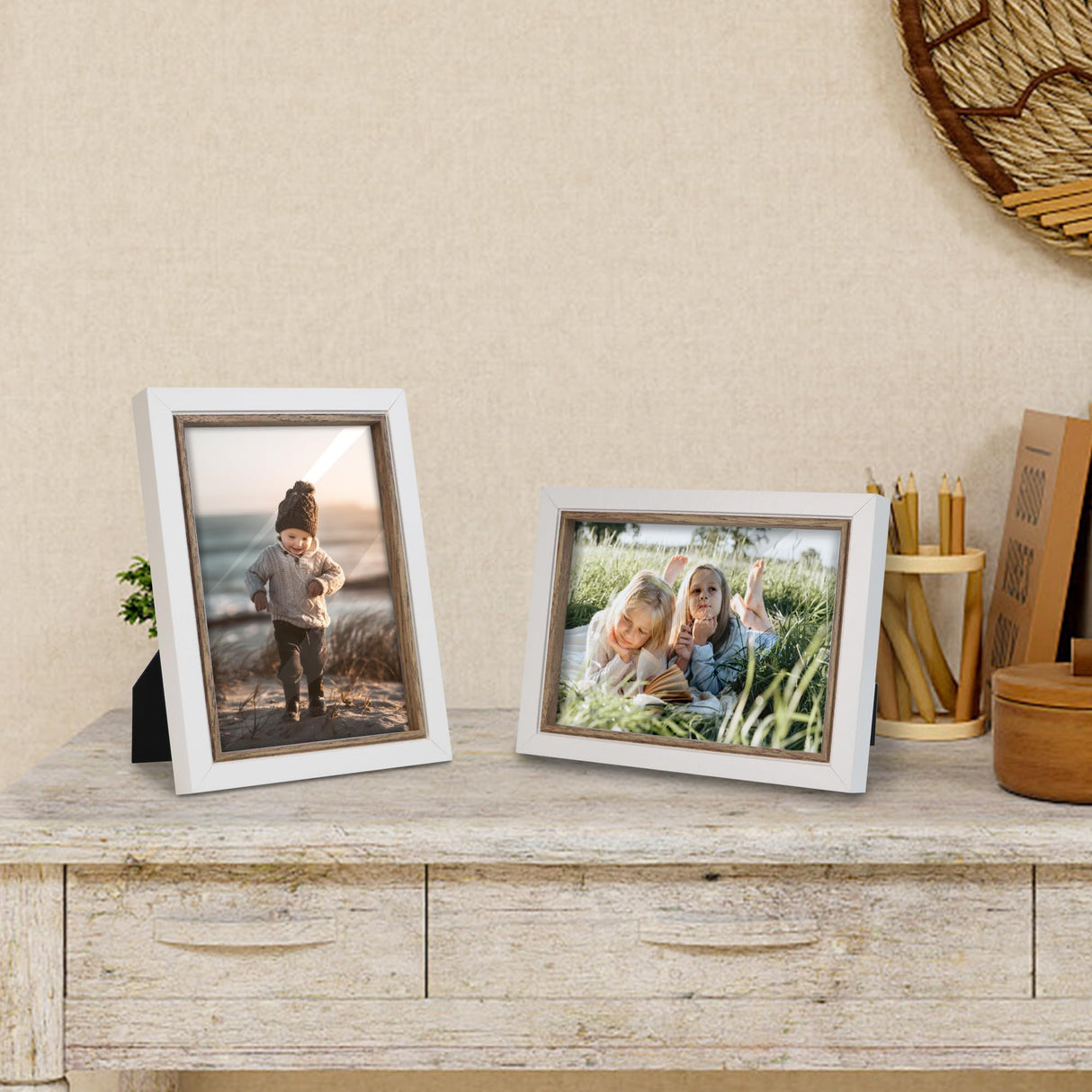 Shampsen 5x7 Picture Frames White and Rustic Brown Picture Frames Set of 2 for Wall and Tabletop Home Decor Gift for Birthday, Anniversary, Mother's Day Shampsen