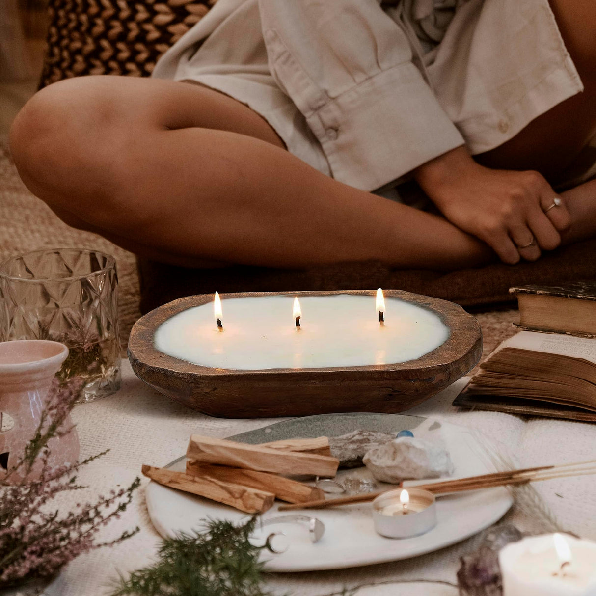Dough Bowl Candle Co. Vanilla Latte Soy Candle - 6 Wick Rustic Farmhouse Decor Odor Eliminator in Wooden Bowls, 32 Oz Wooden Dough Bowl Candle, All-Natural Gifts for Women or Men, Coffee Table Decor Dough Bowl Candle Company
