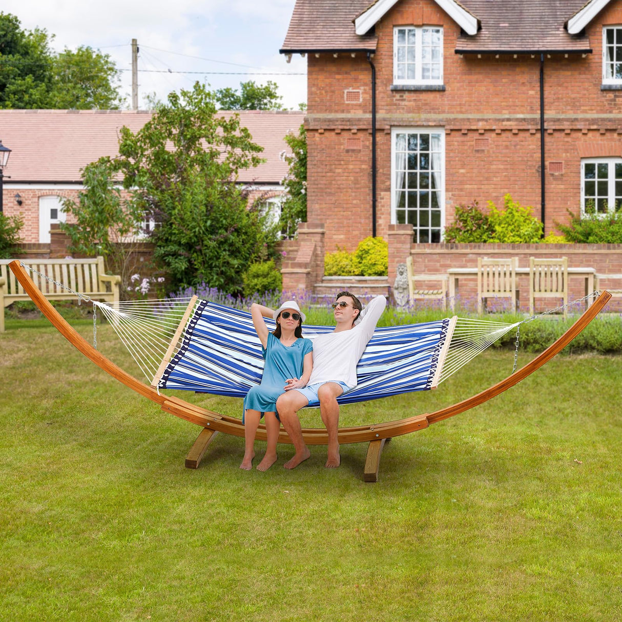 VEVOR Wooden Hammock Stand, 475 lbs Capacity Universal 2 Person Hammock Frame Fits 9-13 ft Hammocks, Larch Wood Arc Adjustable Stand for Hammock with Chain and Carabiner, for Outdoor and Indoor VEVOR