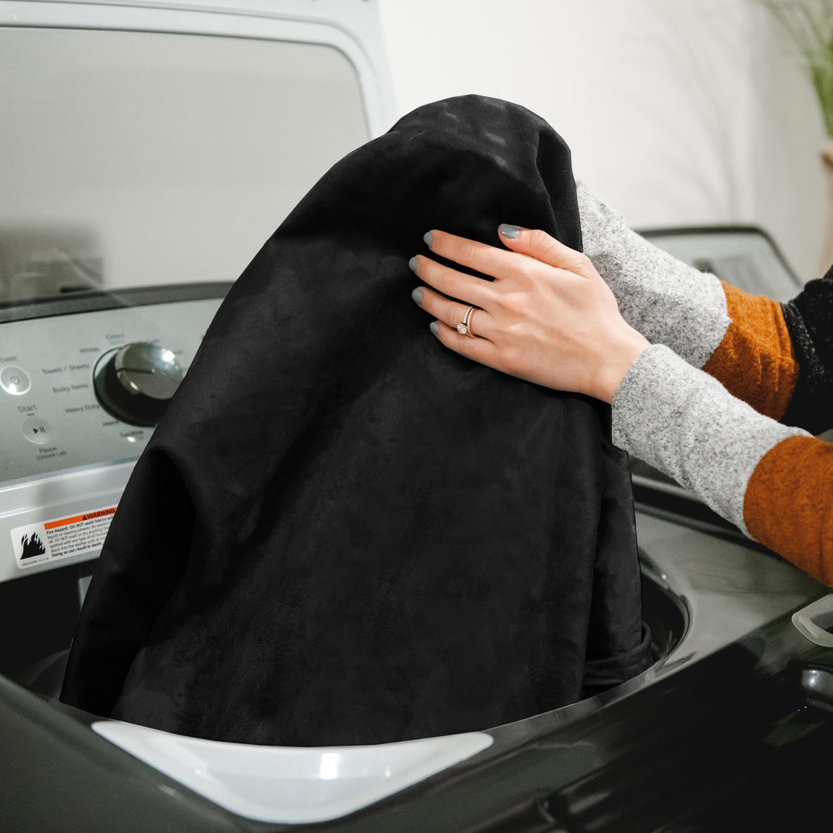 Big Joe Fuf XL Foam Filled Bean Bag Chair with Removable Cover, Black Plush, Soft Polyester, 5 feet Giant Big Joe