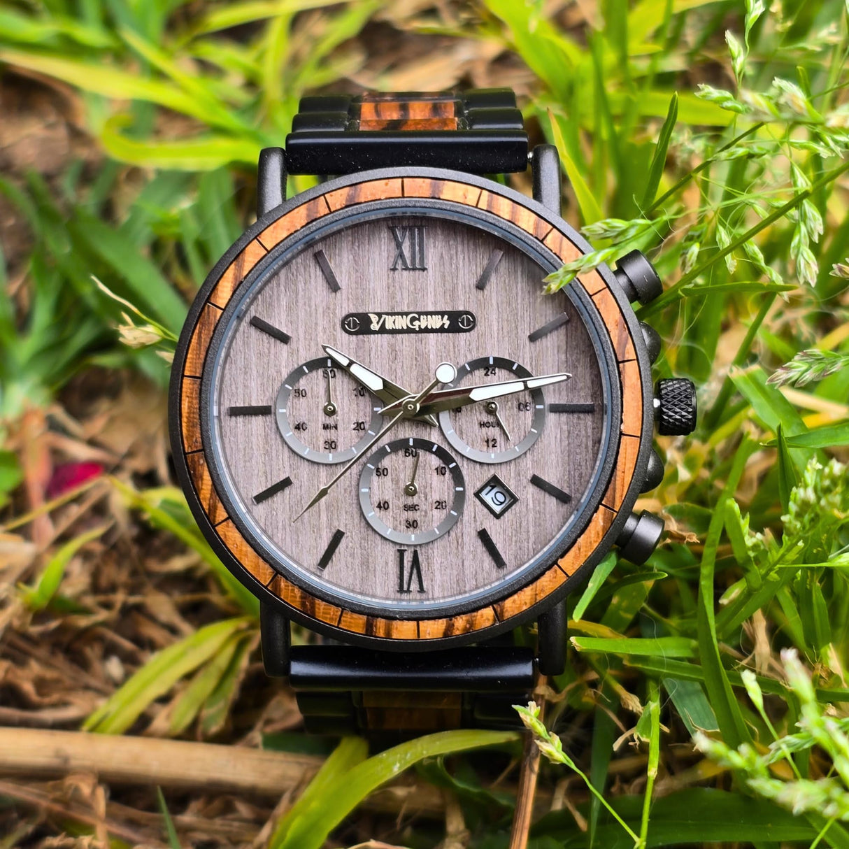 Vikingenes Men's Personalized Wooden Watch – Engraved Wood Watch for Him, Unique Mens Gift, Personalized Wooden Watch, Natural Wood Wristwatch, Personalized Men's Birthday Gift Vikingenes