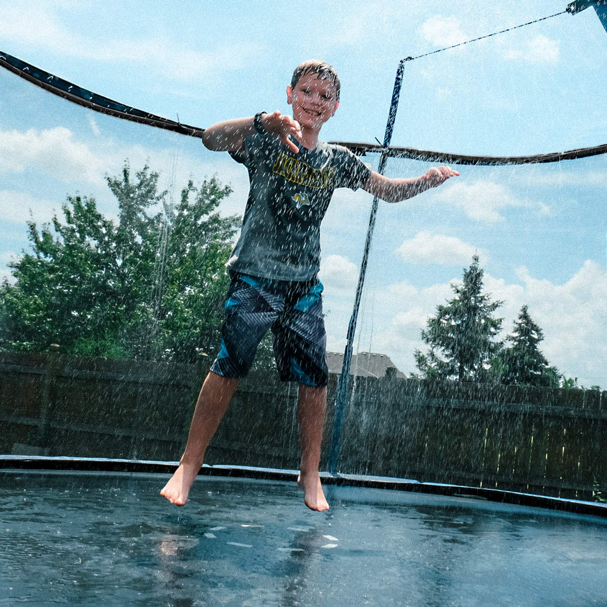 Bobor Trampoline Sprinkler for Kids, Outdoor Backyard Water Park Fun Summer Outdoor Water Sprinkler Toys for Boys Girls (Black, 39ft) BOBOR